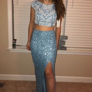 NEVER WORN BEFORE SCALA PROM DRESS